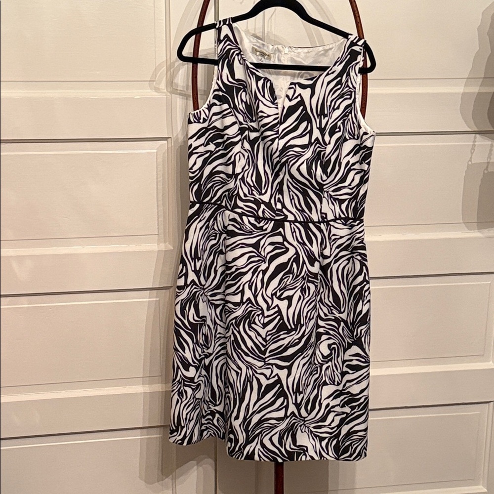 90s workwear Minimalist Straight Midi Dress Quiet Luxury Effortless Feminine